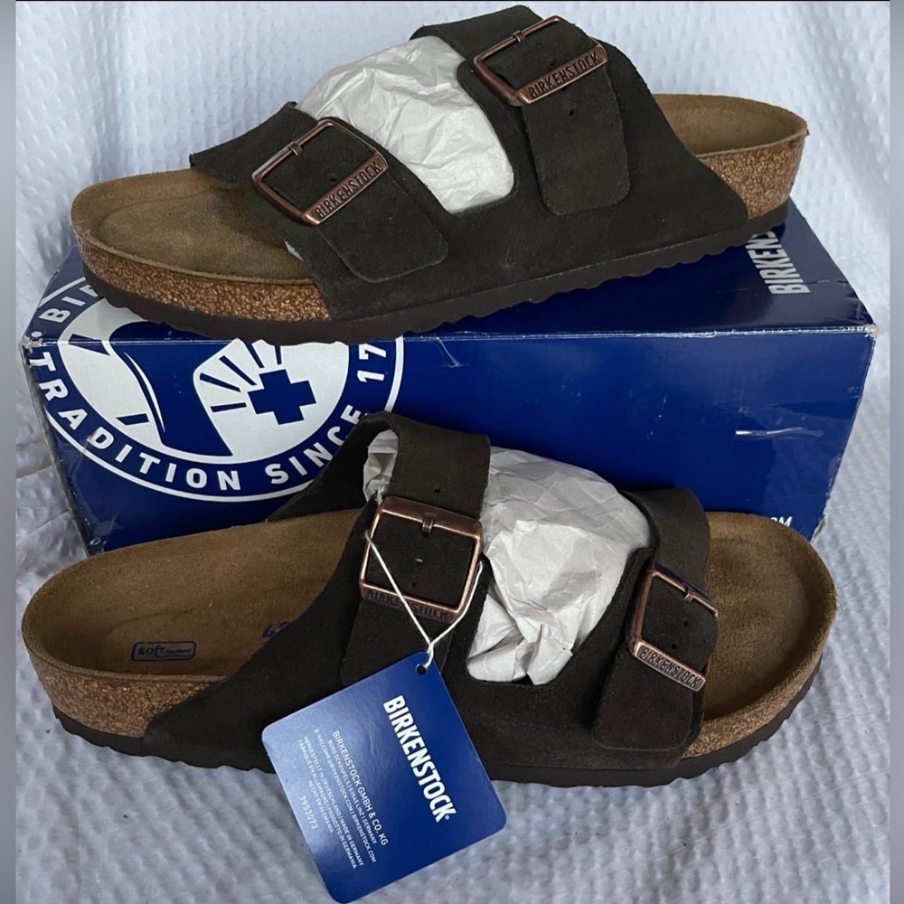 New In Box Birkenstock Arizona Mocha Brown Suede Leather Sandals